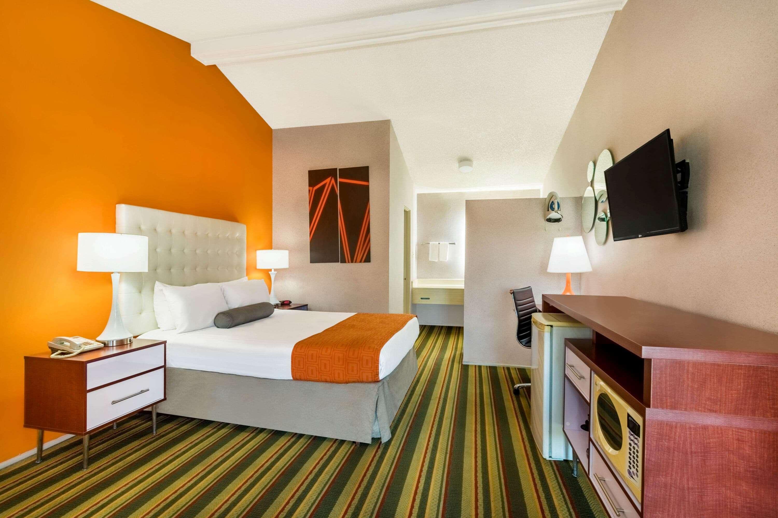 Howard Johnson By Wyndham Phoenix Airport/Downtown Area Esterno foto