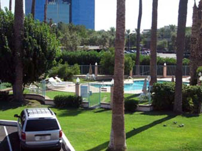 Howard Johnson By Wyndham Phoenix Airport/Downtown Area Servizi foto